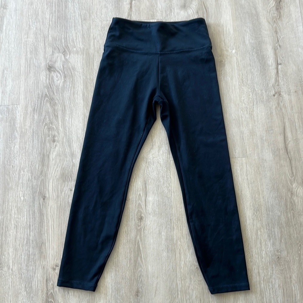 Black Cora Leggings. Size M.